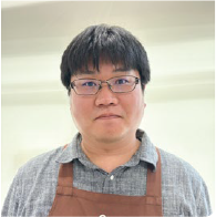 松岡 亮佑